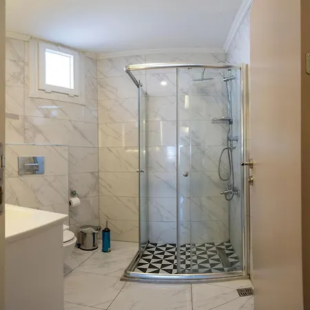 Luce Taksim Apartahotel